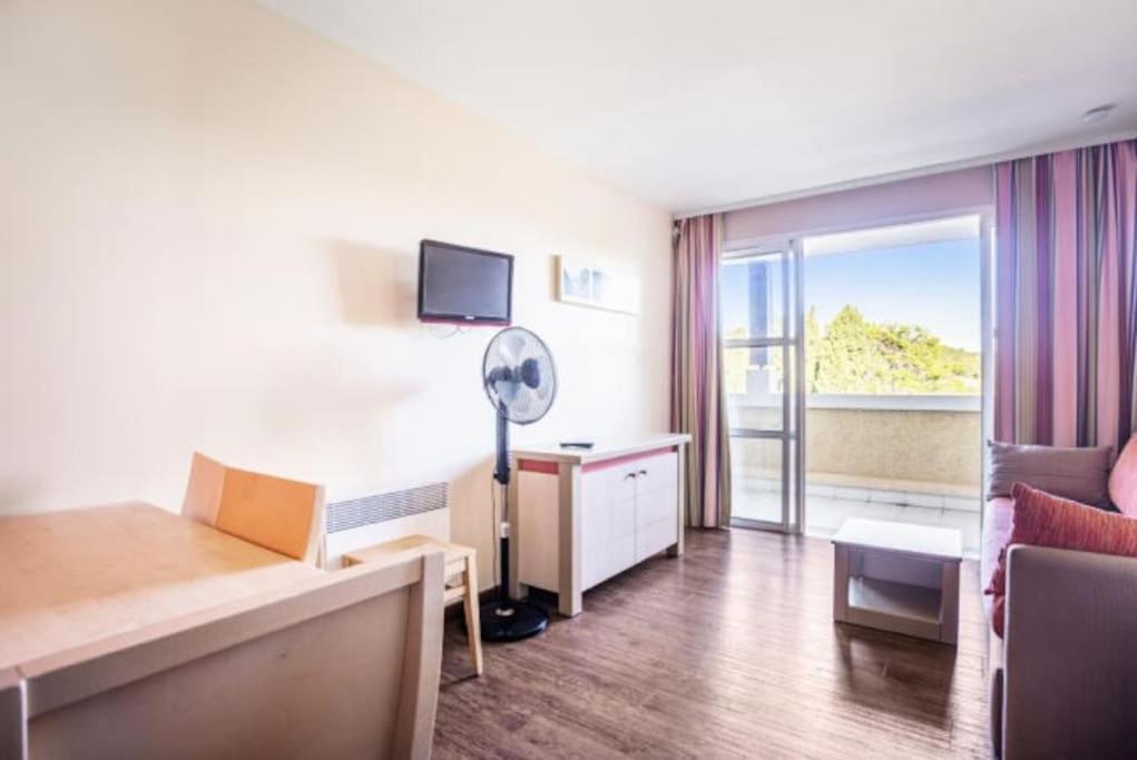 Superbe Appartement Village Cap Esterel 4P Climatise Saint-Raphaël Exterior foto